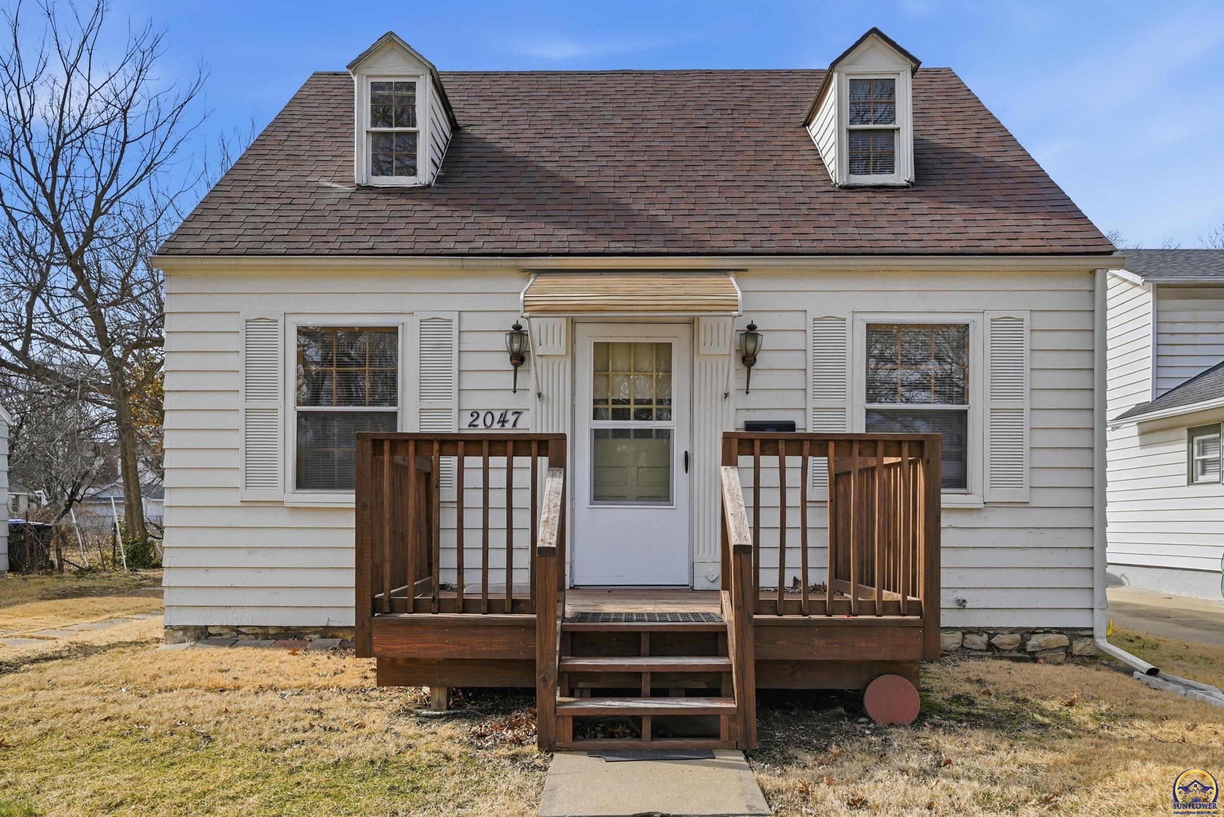 2047 Southwest Lincoln Street Topeka, KS 66604 - Photo 1 of 1