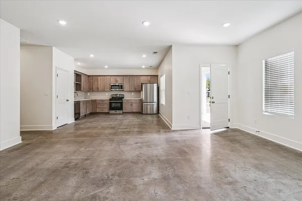 $3,000 | 3556 Carnes Avenue, Memphis, TN 38111