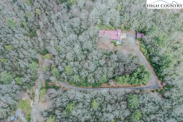 $560,000 | 80 Avery Co High School Road, Newland, NC 28657
