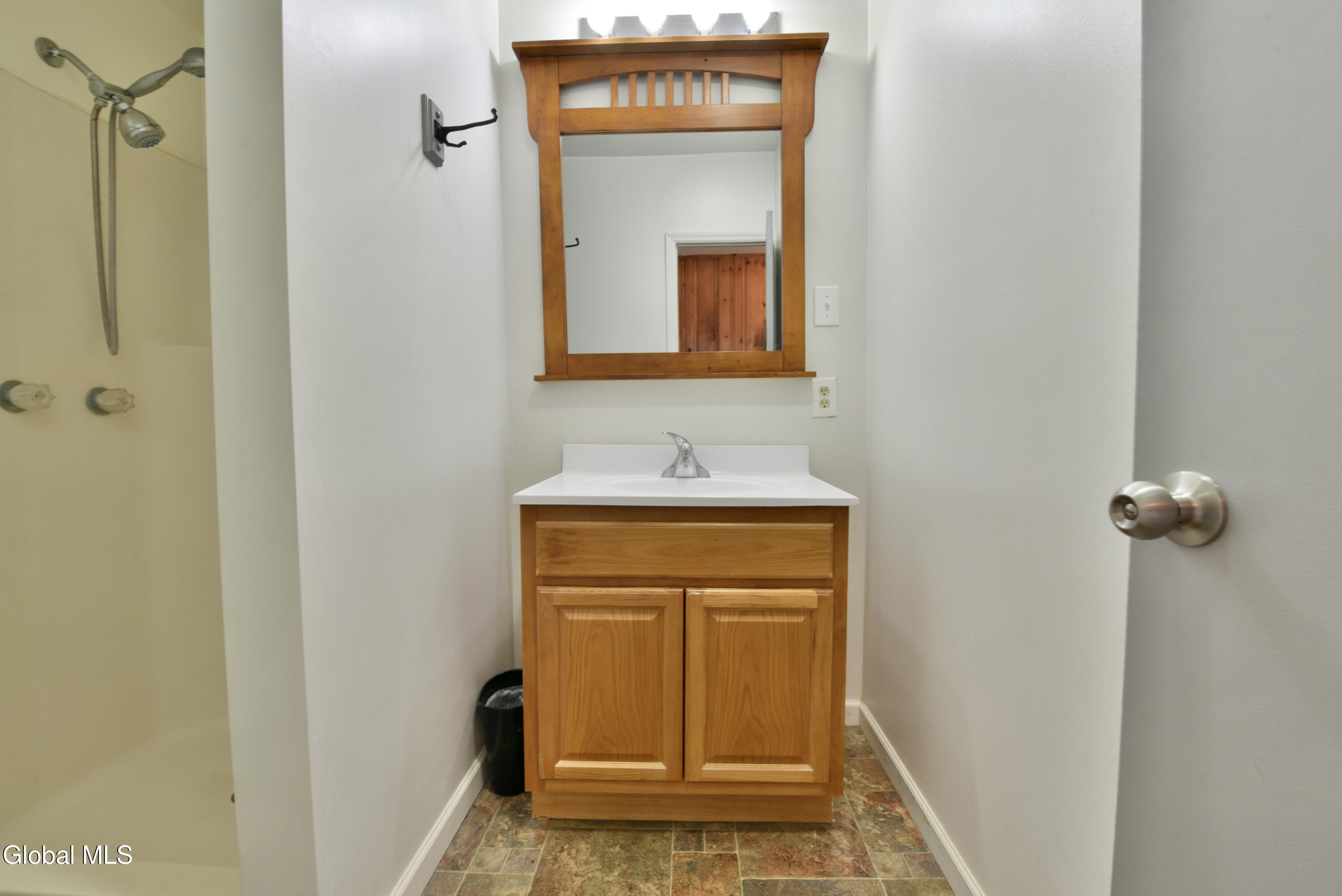 2099 Rowley Road Malta, NY 12020 - Photo 27 of 78 27