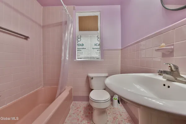 $349,000 | 2099 Rowley Road, Malta, NY 12020