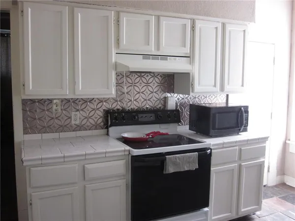 $144,000 | 1202 North 8th Street, St. Joseph, MO 64501