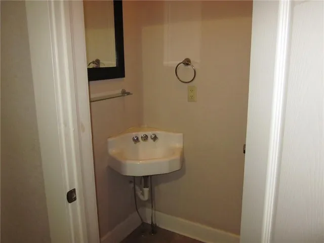 $149,000 | 1202 North 8th Street, St. Joseph, MO 64501