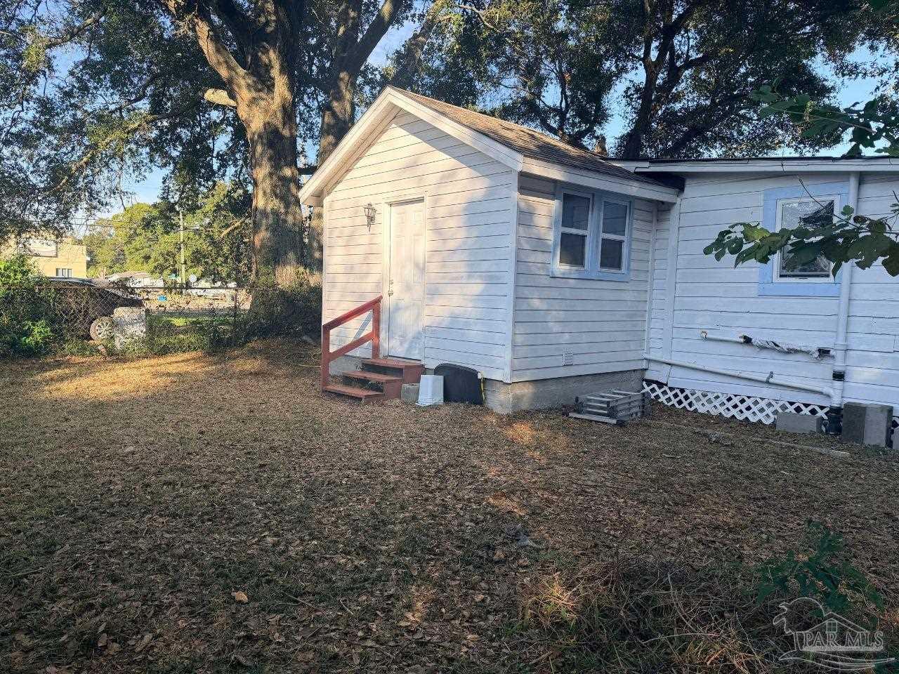 2813 North F Street Pensacola, FL 32501 - Photo 3 of 11