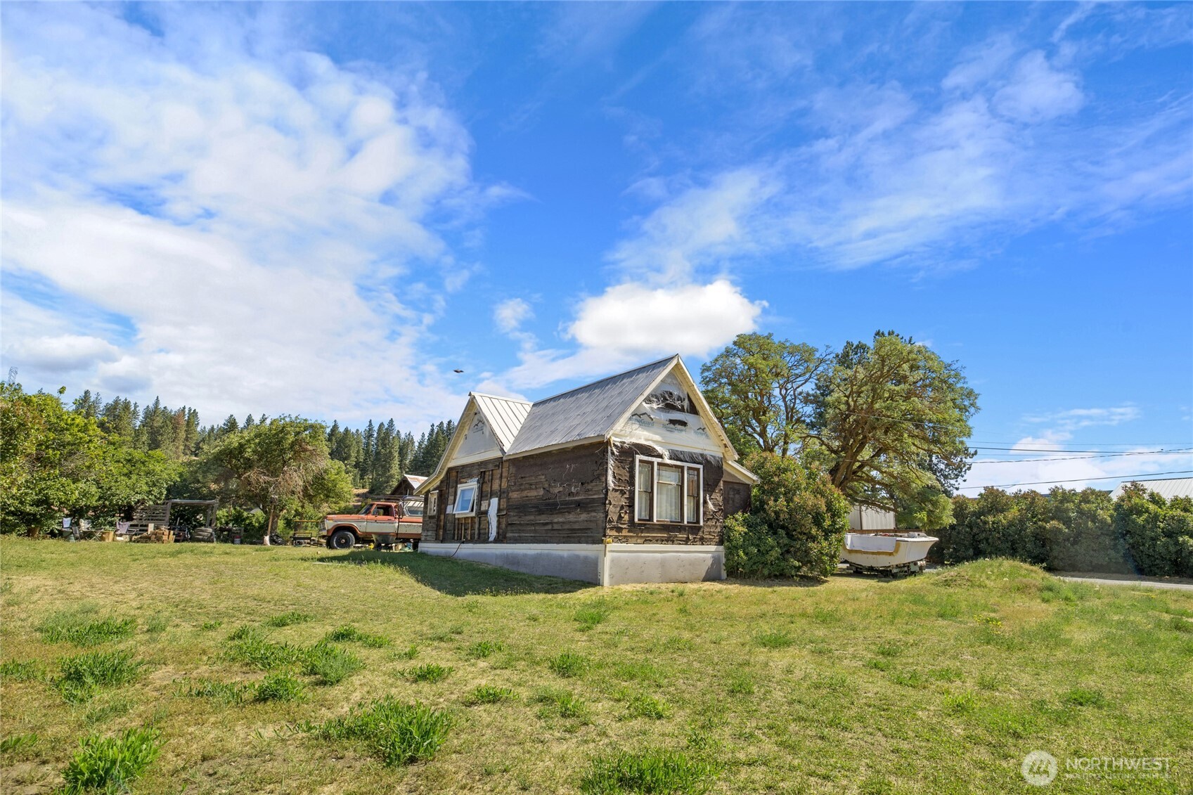 1105 East 3rd Street Cle Elum, WA 98922 - Photo 2 of 14