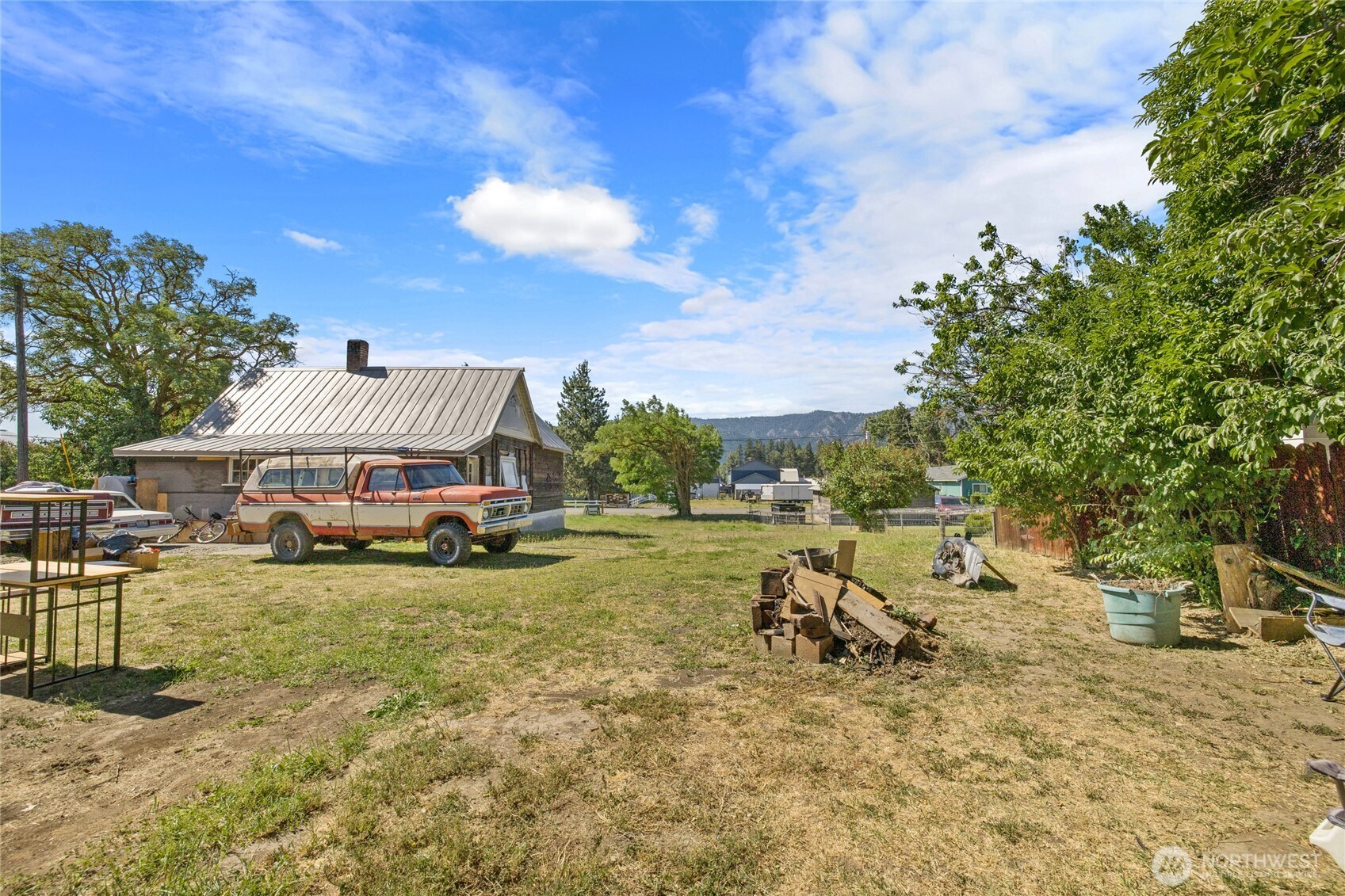 1105 East 3rd Street Cle Elum, WA 98922 - Photo 8 of 14