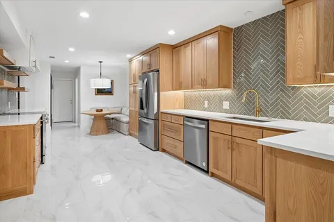 $699,999 | 12380 Montego Plaza, Dallas, TX 75230