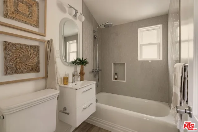 $1,695,000 | 1611 Puebla Drive, Glendale, CA 91207