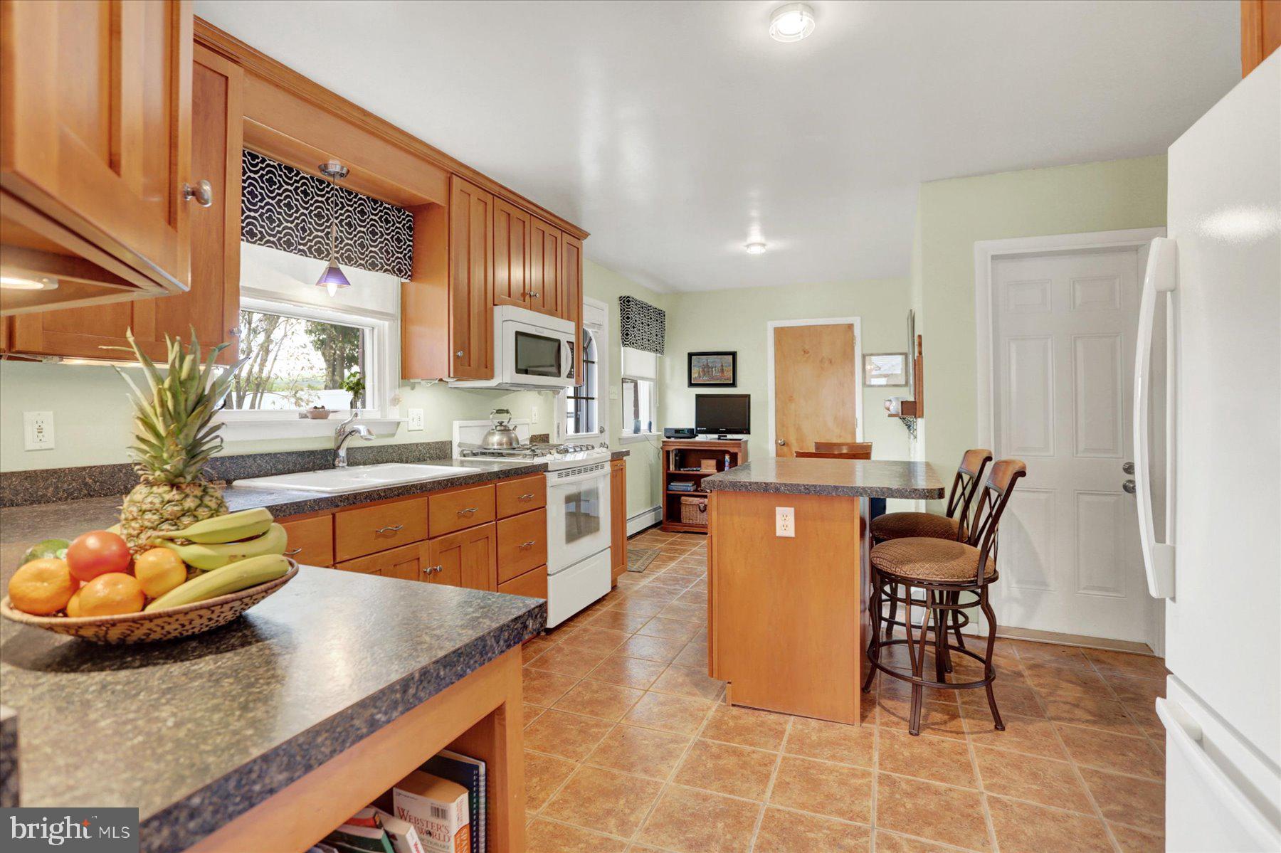 1100 Butter Road Dover, PA 17315 - Photo 11 of 44