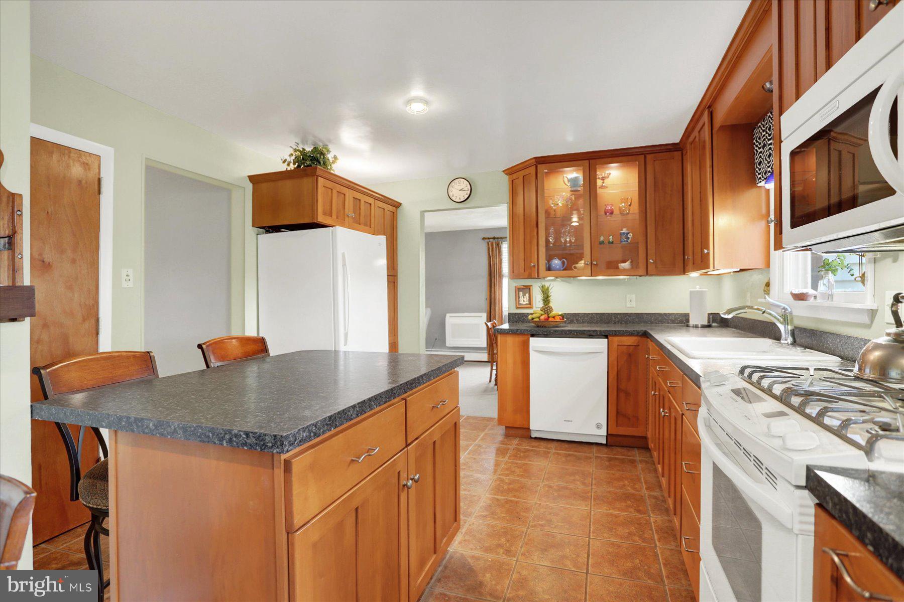 1100 Butter Road Dover, PA 17315 - Photo 10 of 44
