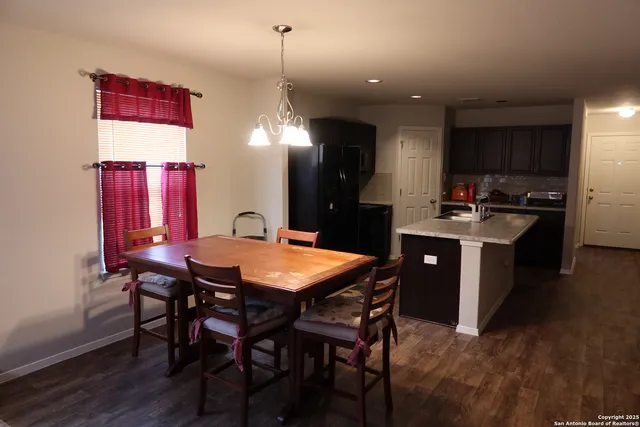 $274,000 | 2414 Rainbow Basin, Converse, TX 78109