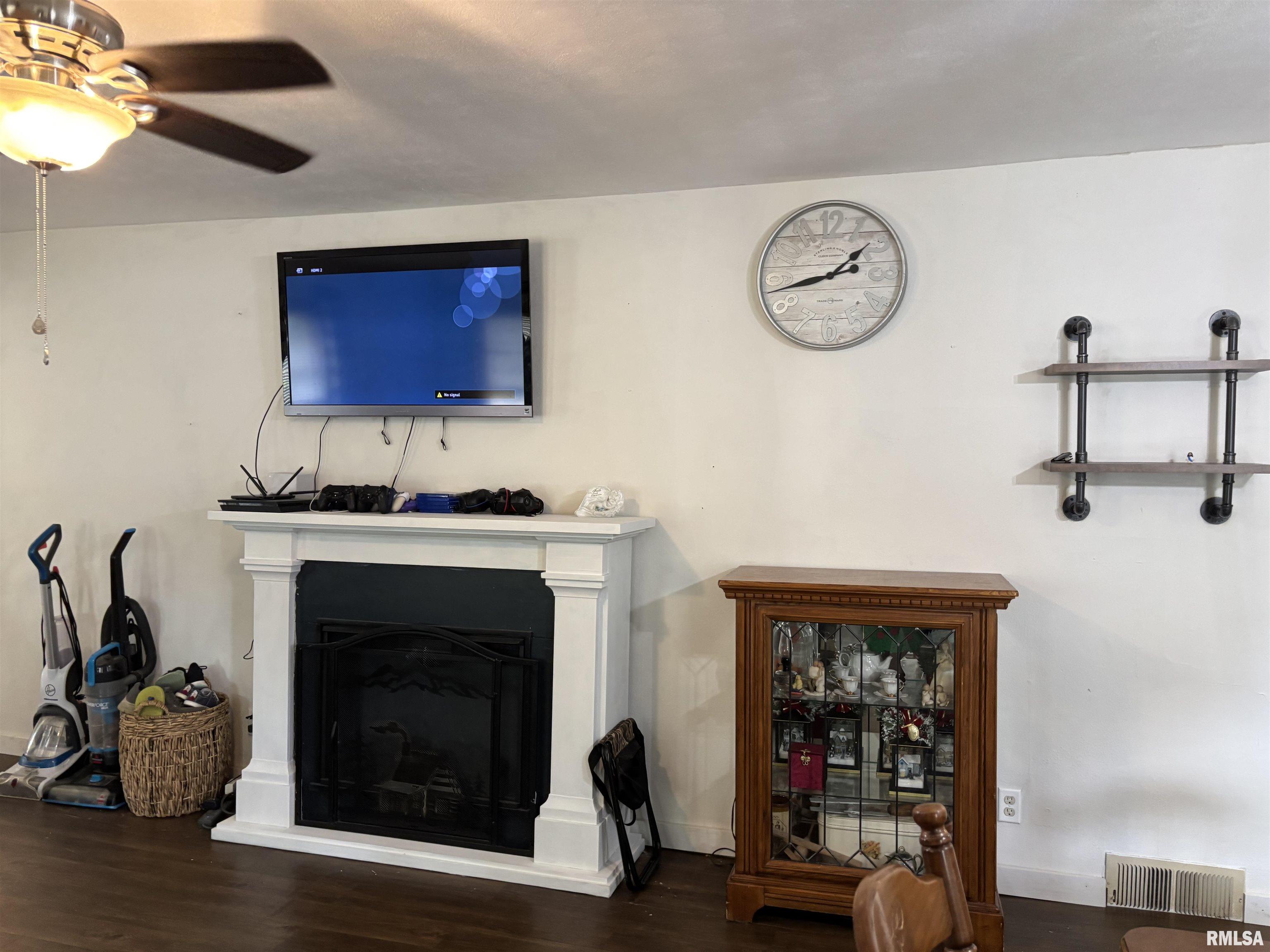 122 Center Street Anna, IL 62906 - Photo 12 of 49