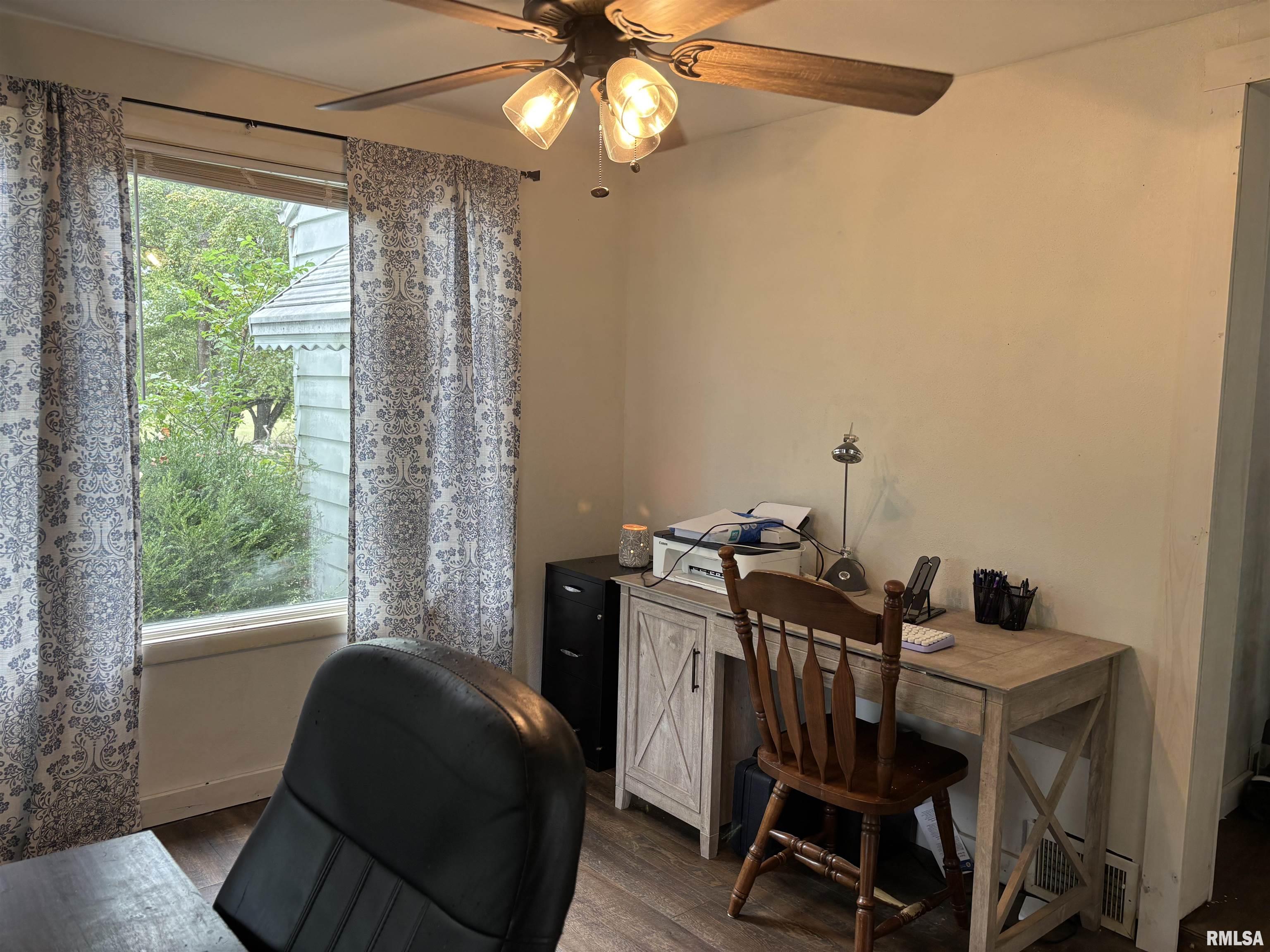 122 Center Street Anna, IL 62906 - Photo 24 of 49