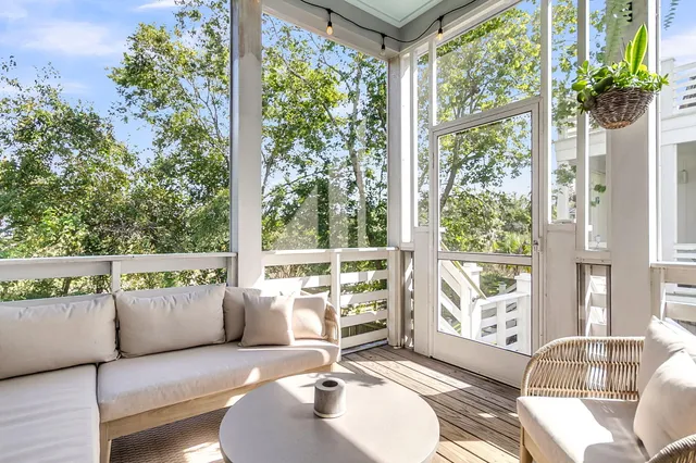 $685,900 | 4444 Oakwood Avenue, North Charleston, SC 29405