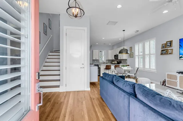 $685,900 | 4444 Oakwood Avenue, North Charleston, SC 29405