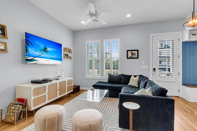 $685,900 | 4444 Oakwood Avenue, North Charleston, SC 29405