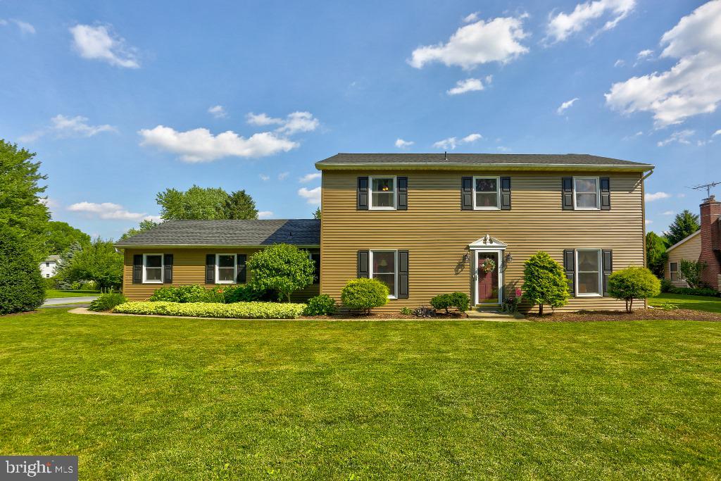 30 Pinewood Avenue Lititz, PA 17543 - Photo 2 of 73 a front view of a house with a yard