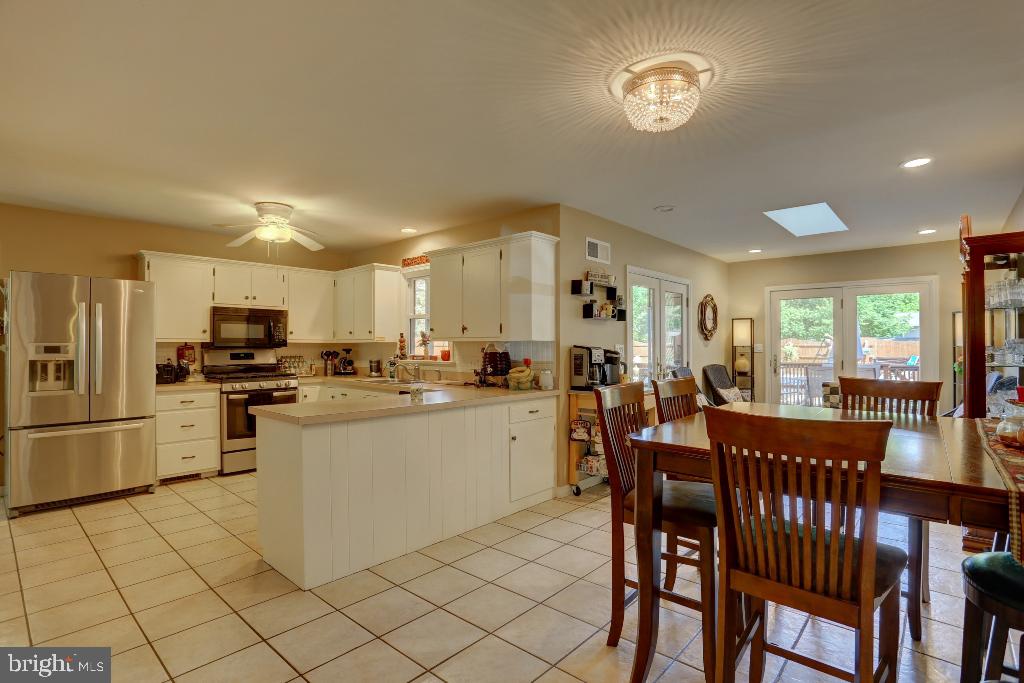30 Pinewood Avenue Lititz, PA 17543 - Photo 17 of 73