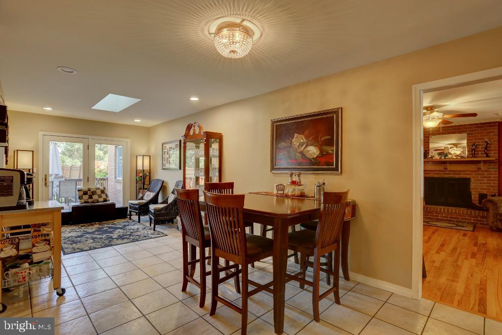 30 Pinewood Avenue Lititz, PA 17543 - Photo 18 of 73 a view of a dining room with furniture