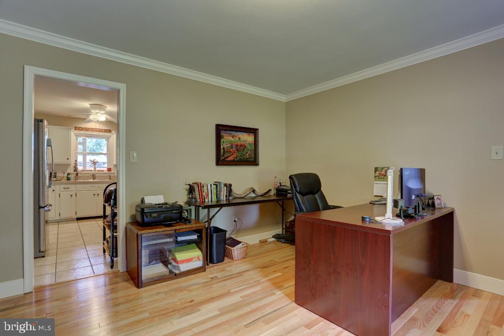 30 Pinewood Avenue Lititz, PA 17543 - Photo 26 of 73 a living room with furniture and a wooden floor