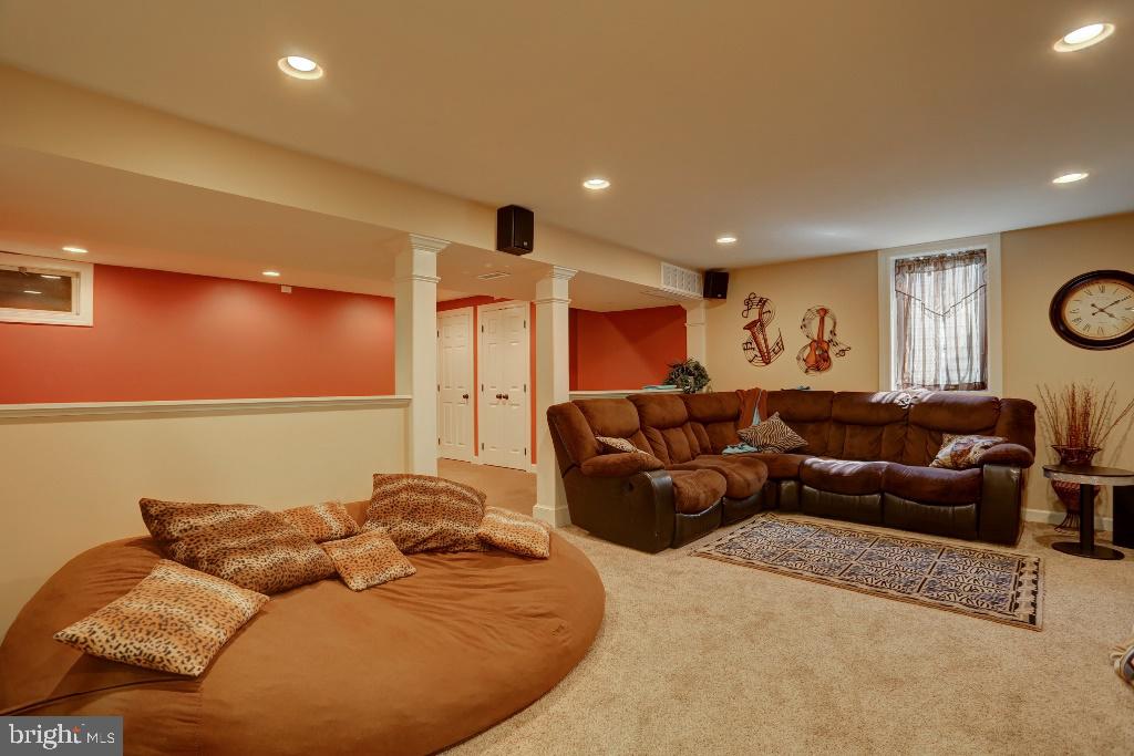 30 Pinewood Avenue Lititz, PA 17543 - Photo 29 of 73