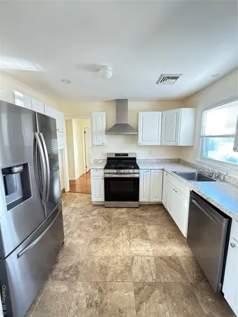 $649,000 | 50 West Lake Drive, Patchogue, NY 11772