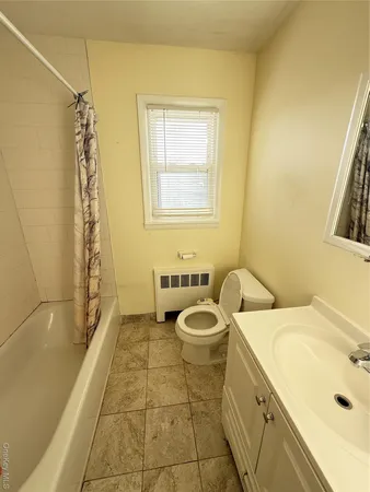 $649,000 | 50 West Lake Drive, Patchogue, NY 11772