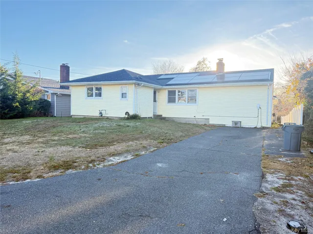 $699,000 | 50 West Lake Drive, Patchogue, NY 11772