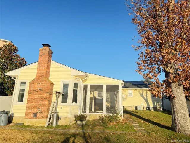 $699,000 | 50 West Lake Drive, Patchogue, NY 11772