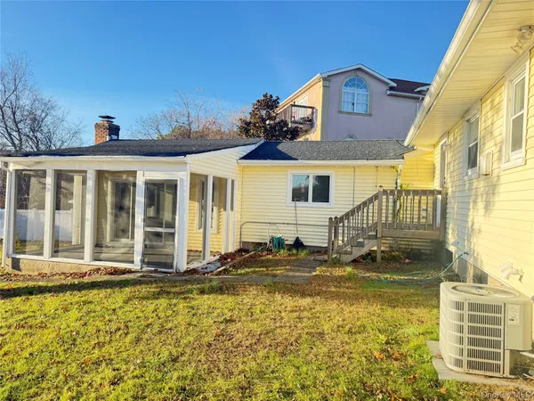 $649,000 | 50 West Lake Drive, Patchogue, NY 11772