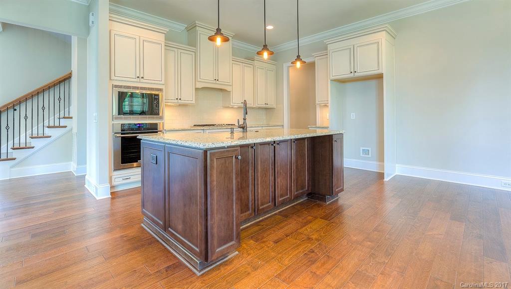 658 Zinnia Way, Unit 755 Tega Cay, SC 29708 - Photo 4 of 24