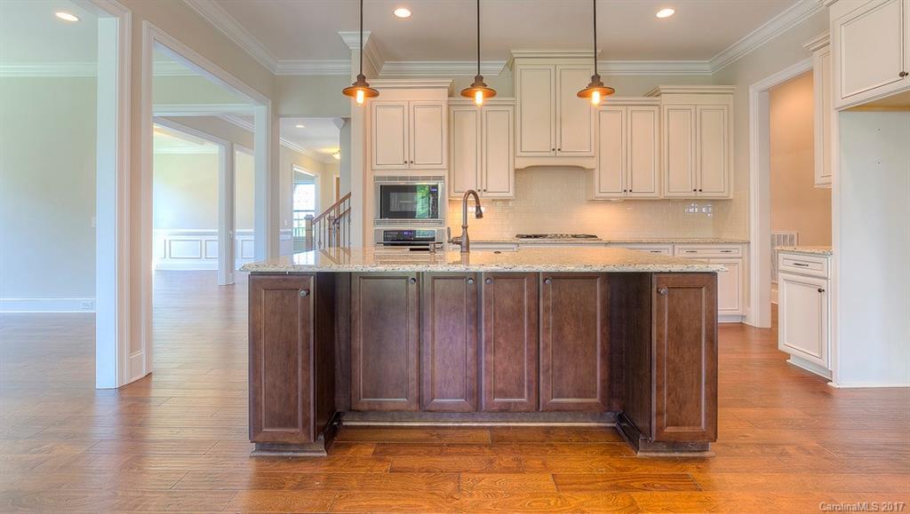 658 Zinnia Way, Unit 755 Tega Cay, SC 29708 - Photo 7 of 24
