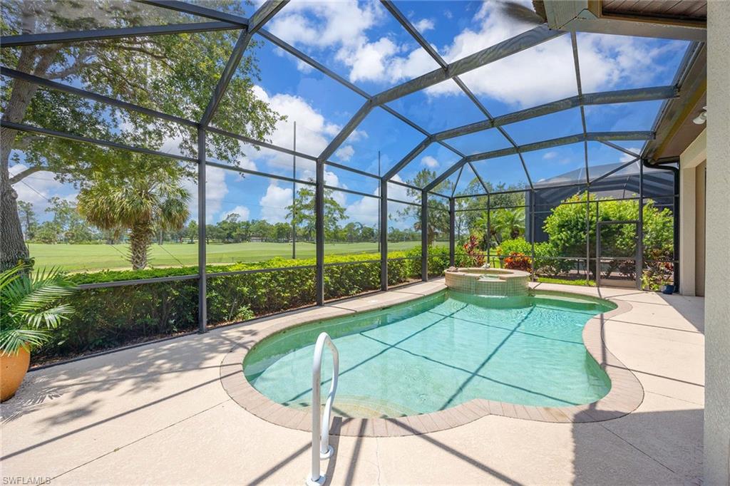 7828 Valencia Court Naples, FL 34113 - Photo 26 of 46