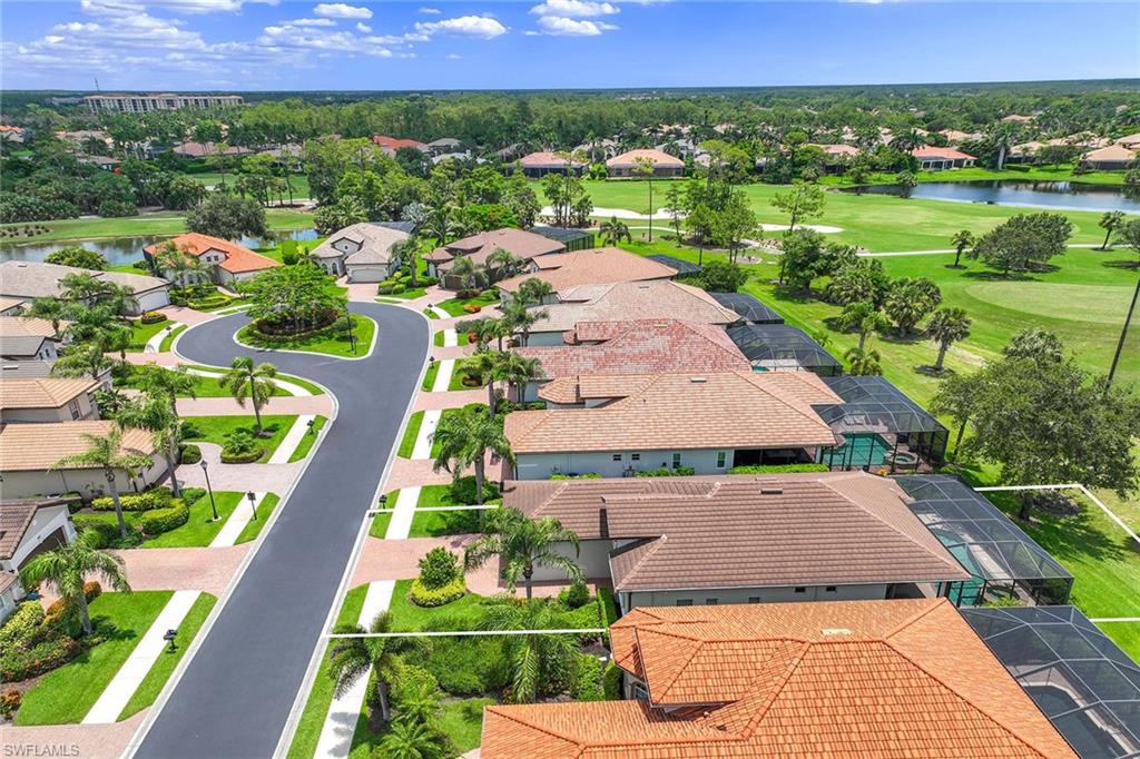 7828 Valencia Court Naples, FL 34113 - Photo 32 of 46