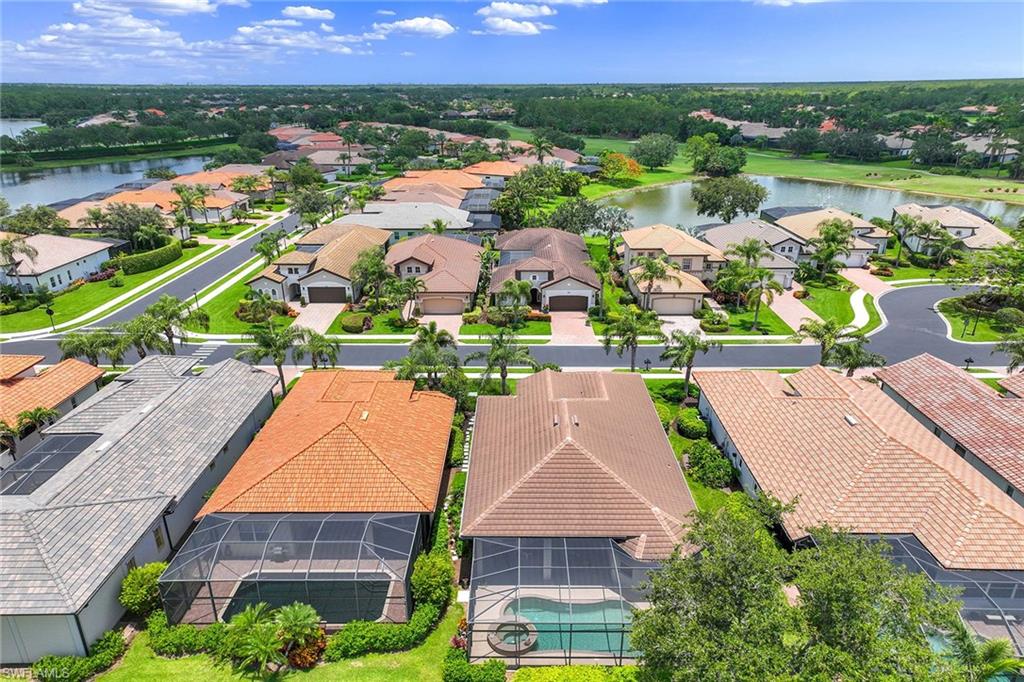 7828 Valencia Court Naples, FL 34113 - Photo 33 of 46