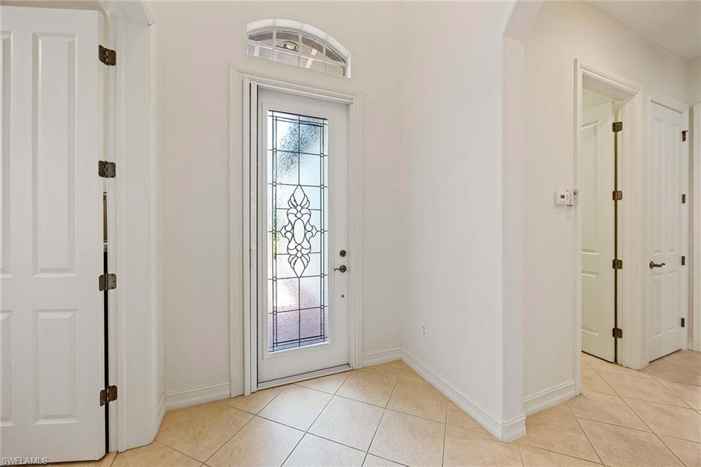 7828 Valencia Court Naples, FL 34113 - Photo 5 of 46