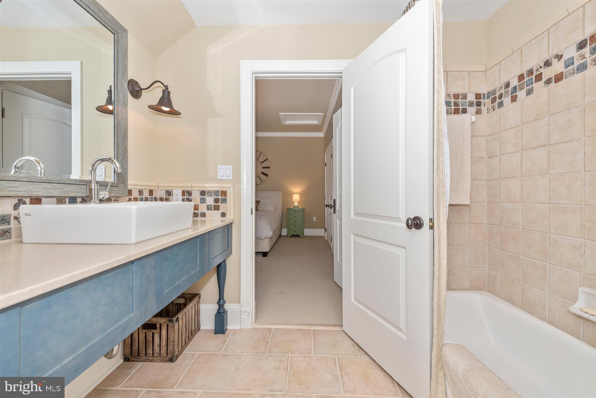 2008 Dixon Road Frederick, MD 21704 - Photo 19 of 30 Bath