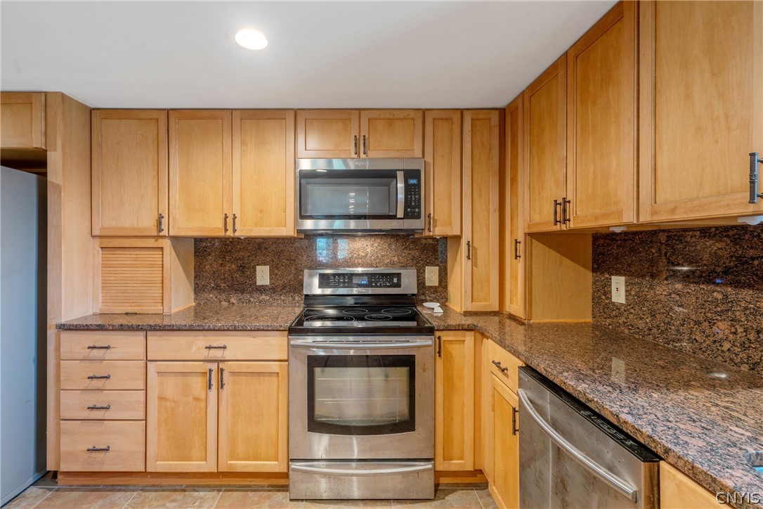 1430 Co Rte 7 Hannibal, NY 13126 - Photo 14 of 48