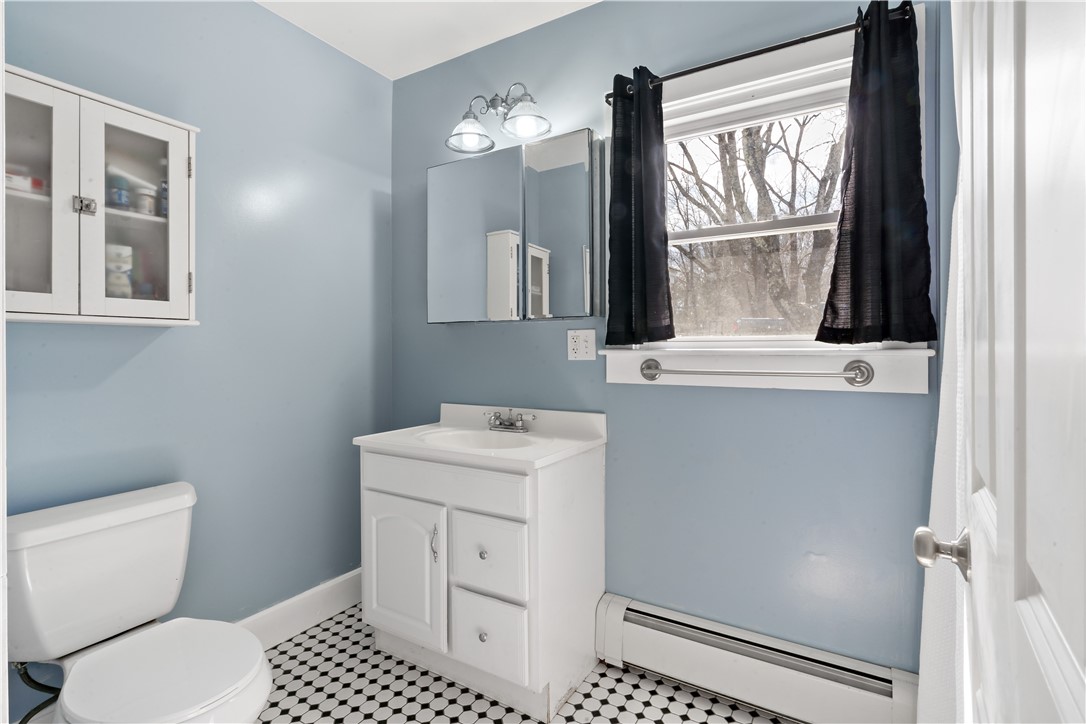 147 Church Street Westerly, RI 02808 - Photo 17 of 24