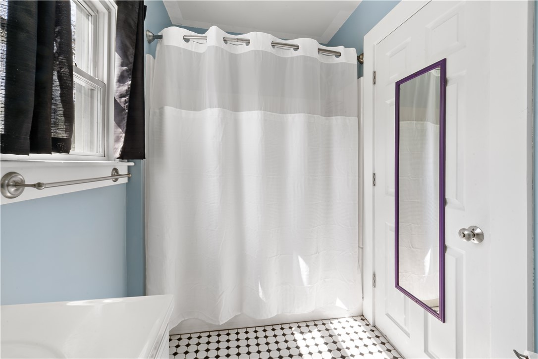 147 Church Street Westerly, RI 02808 - Photo 18 of 24