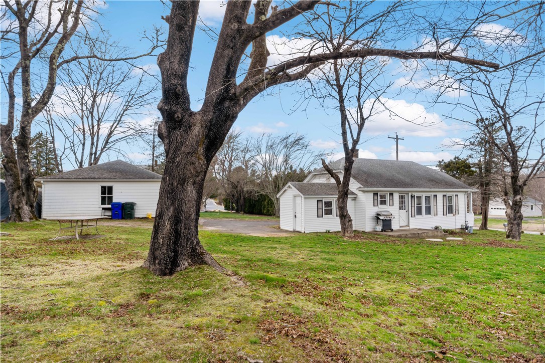 147 Church Street Westerly, RI 02808 - Photo 23 of 24