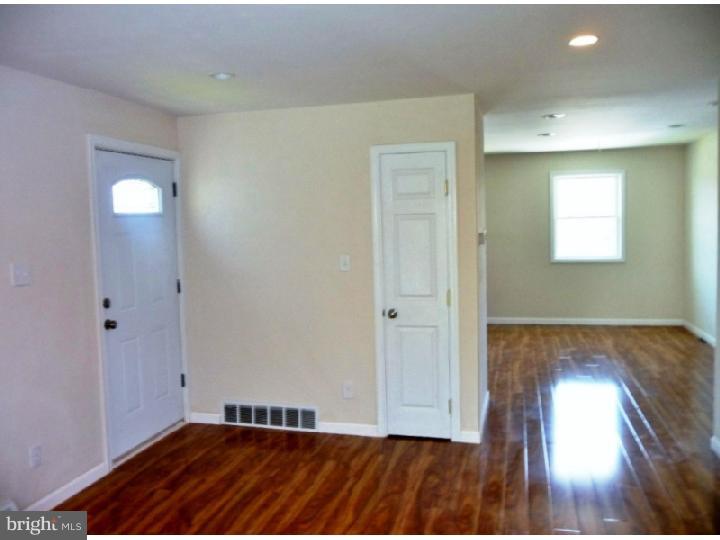 9968 Bridle Road Philadelphia, PA 19115 - Photo 9 of 19 Gallery Image 9