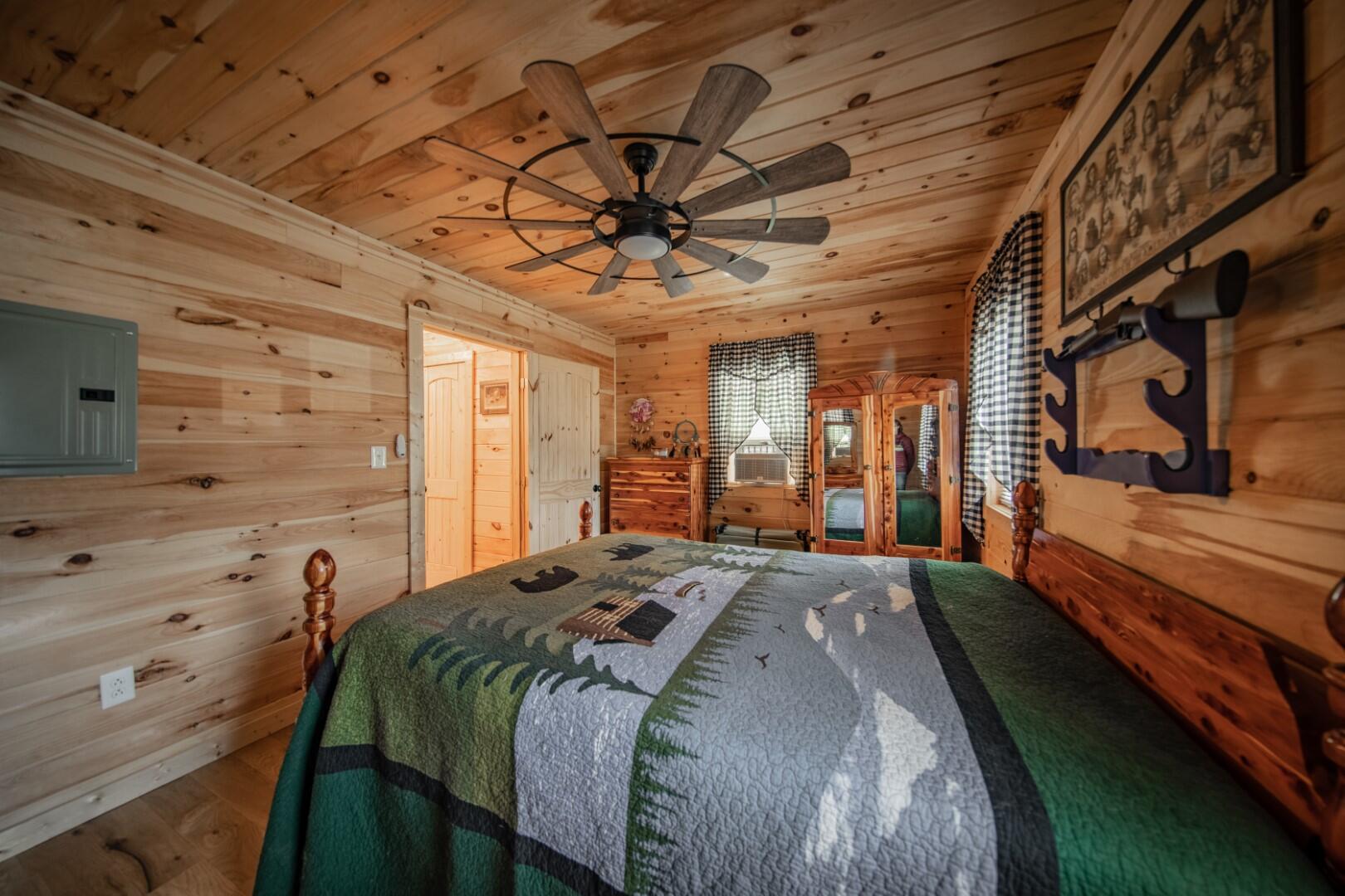 2550 Dark Hollow Road Cosby, TN 37722 - Photo 18 of 38 17