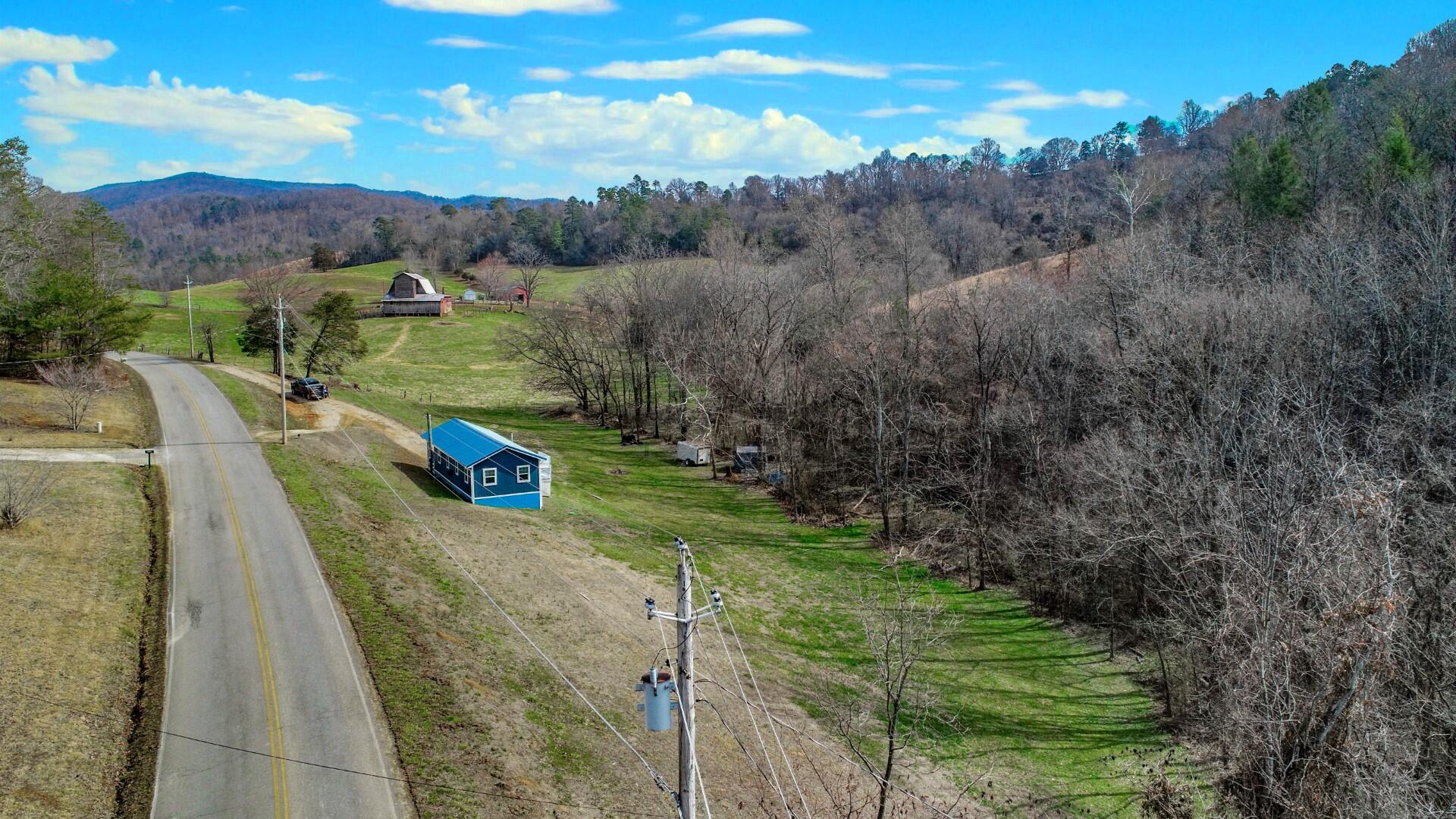 2550 Dark Hollow Road Cosby, TN 37722 - Photo 32 of 38 23