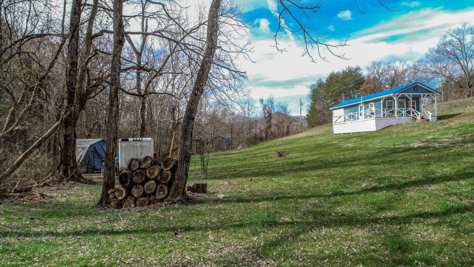 2550 Dark Hollow Road Cosby, TN 37722 - Photo 35 of 38 26