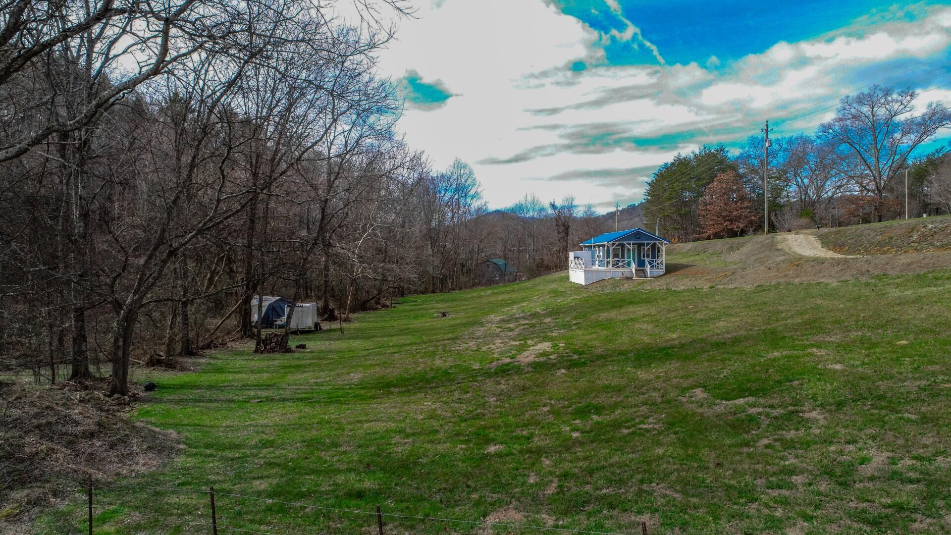 2550 Dark Hollow Road Cosby, TN 37722 - Photo 36 of 38 27