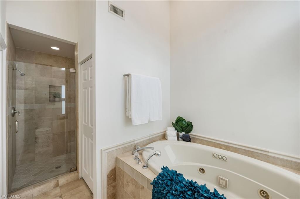 113 Quail Hollow Court, Unit 1460 Naples, FL 34113 - Photo 18 of 24