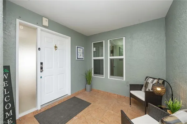 $430,000 | 113 Quail Hollow Court, Unit 1460, Naples, FL 34113