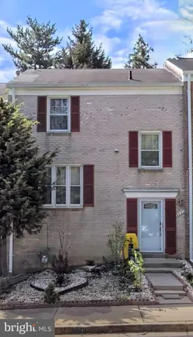 $2,800 | 9531 Burdett Road, Burke, VA 22015