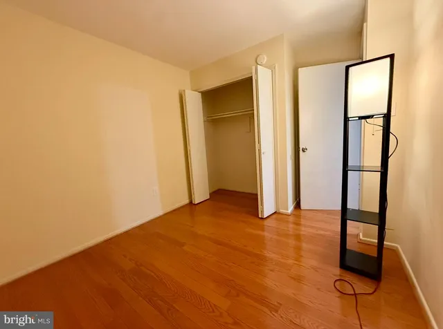 $2,800 | 9531 Burdett Road, Burke, VA 22015